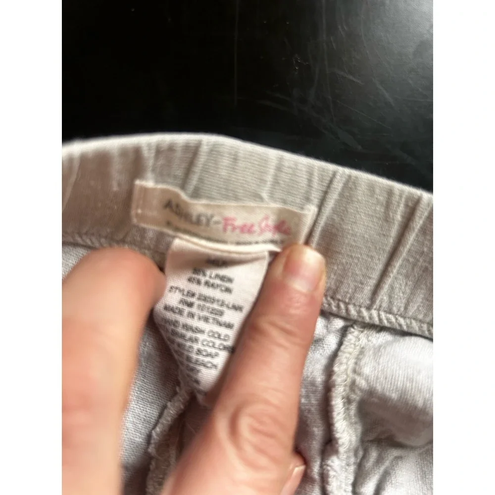 Ashley Free Style By‎ 26 International Womens Sise Médium Linen Blend Shorts